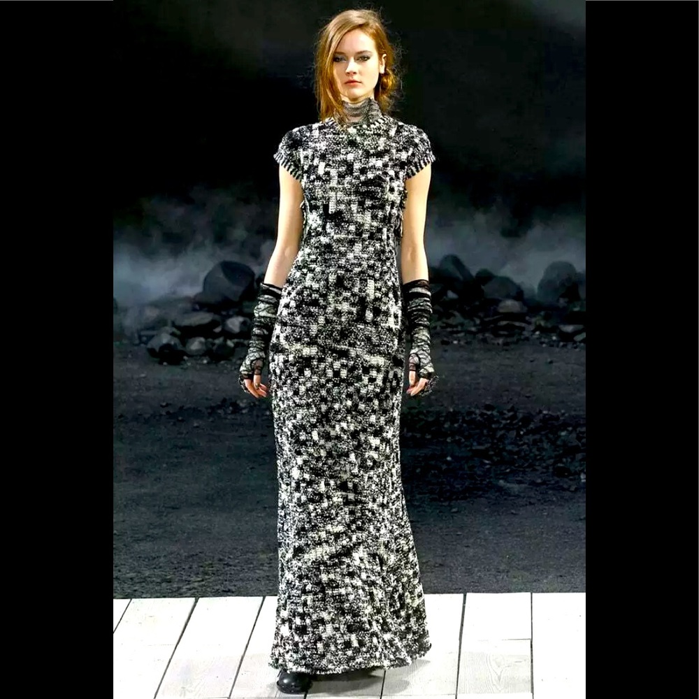 Chanel Black & White Boucle Knit Cross Maxi FR 36